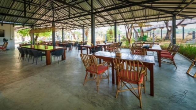 Elephant View Camp Ban Huai Thawai ภายนอก รูปภาพ